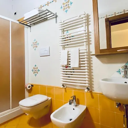 Waterfalls View Suites Appartement Campagna